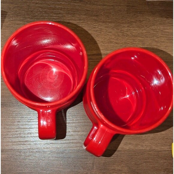 Vintage Lot Of 2 Red Ribbed Rubbermaid  Cups Tumblers With Handles #3829 - Picture 5 of 5